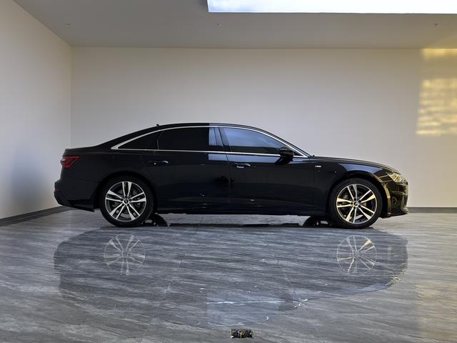 Audi A6 2022 thumb 6