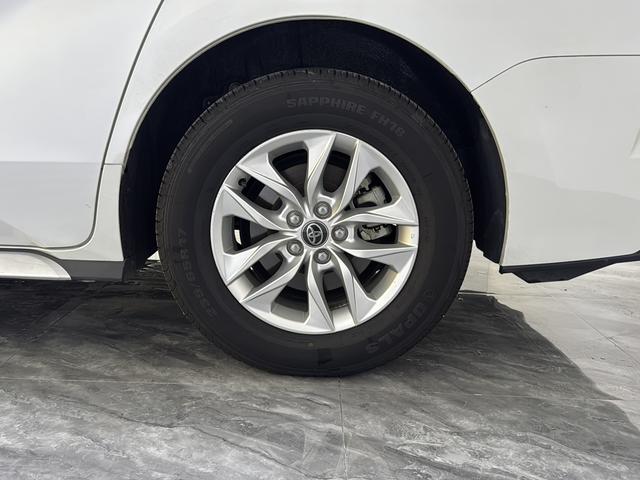 Toyota Granvia 2023 thumb 7