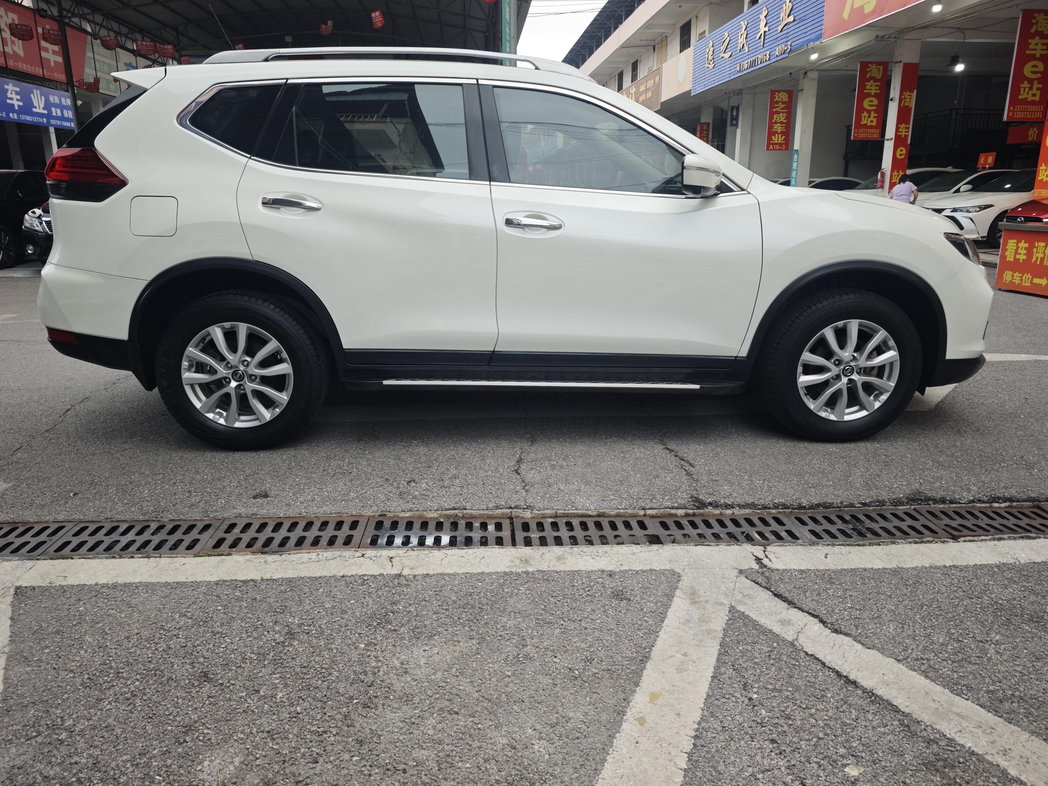Nissan X-Trail 2021 thumb 6