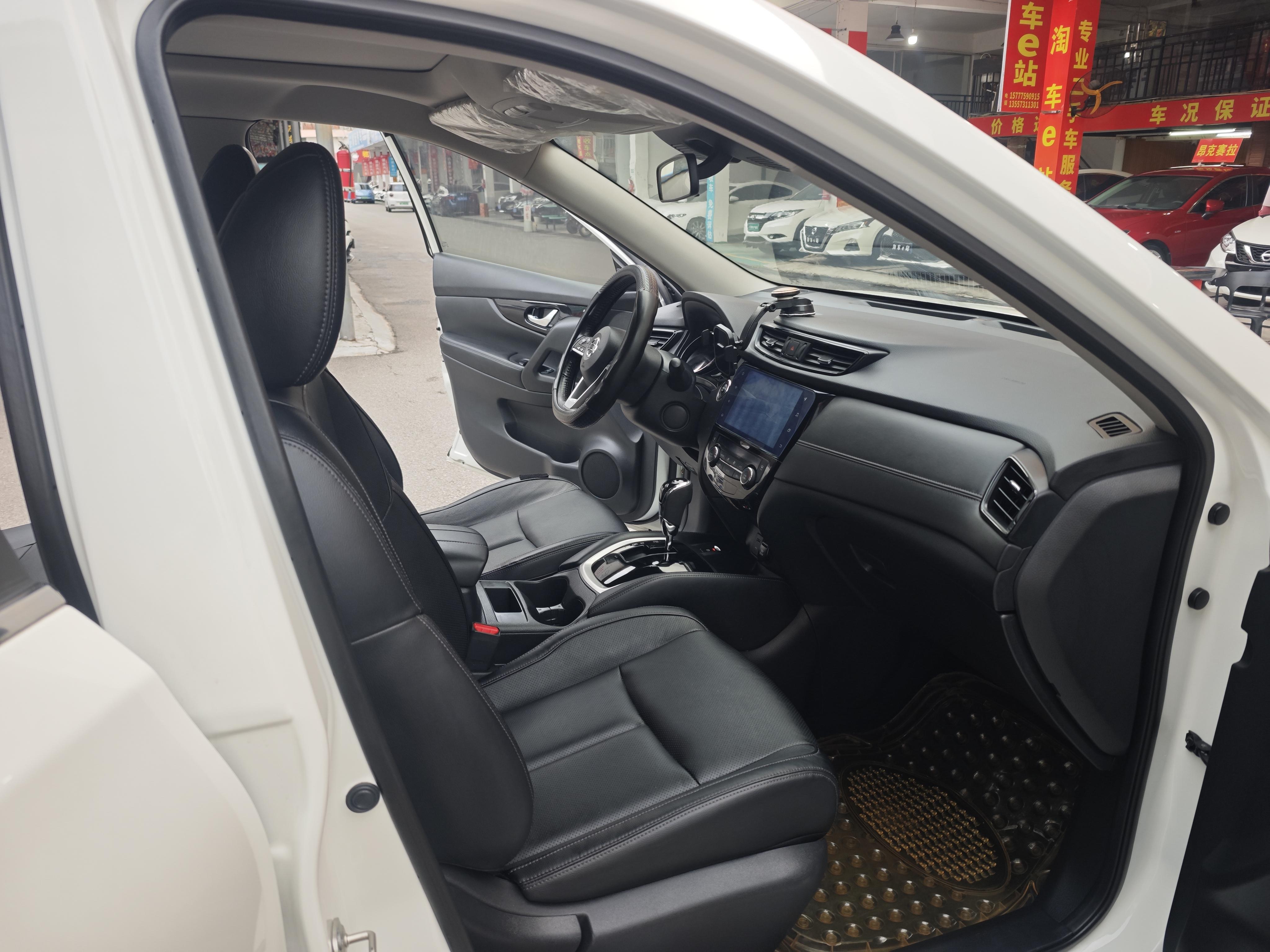 Nissan X-Trail 2021 thumb 10