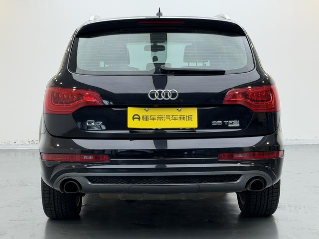 Audi Q7 2014 thumb 4