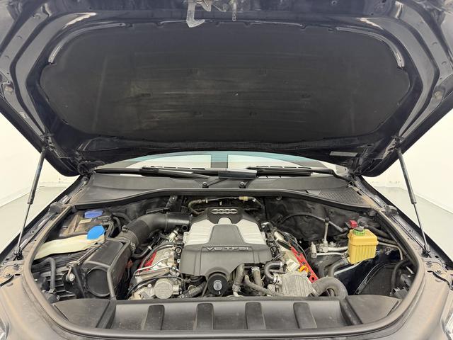 Audi Q7 2014 thumb 8