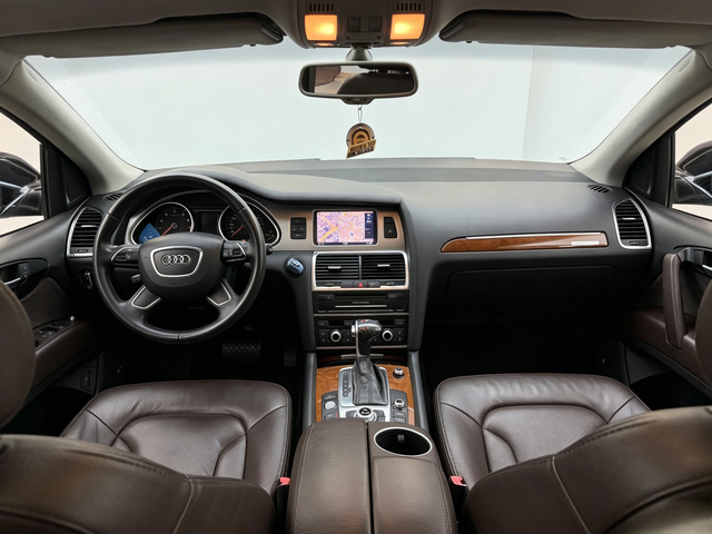 Audi Q7 2014 thumb 12