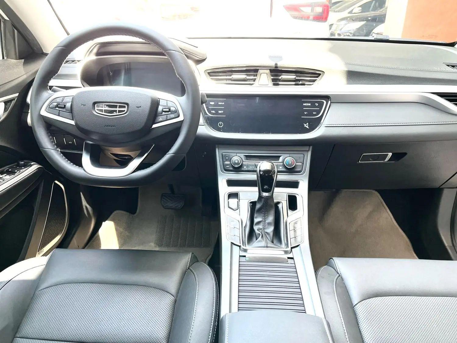 Geely Emgrand 2019 thumb 6