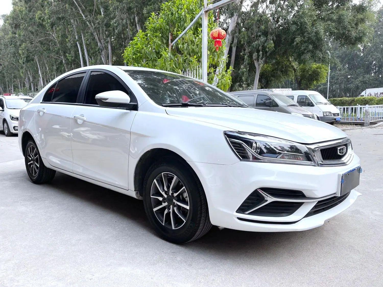 Geely Emgrand 2019 thumb 10