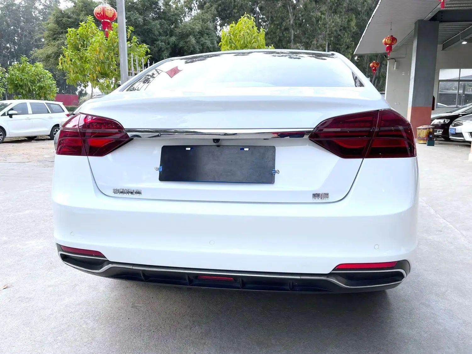 Geely Emgrand 2019 thumb 12