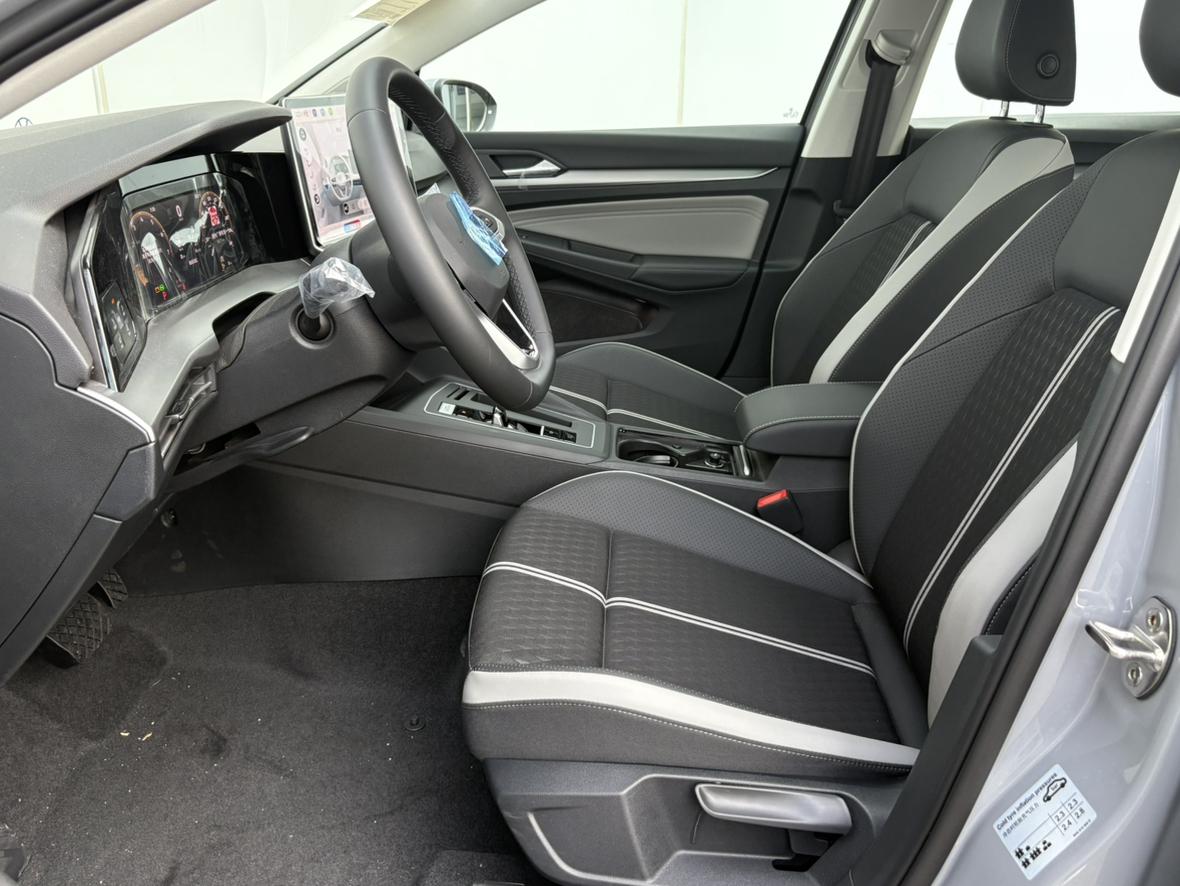 Volkswagen Golf Sportsvan 2026 thumb 9