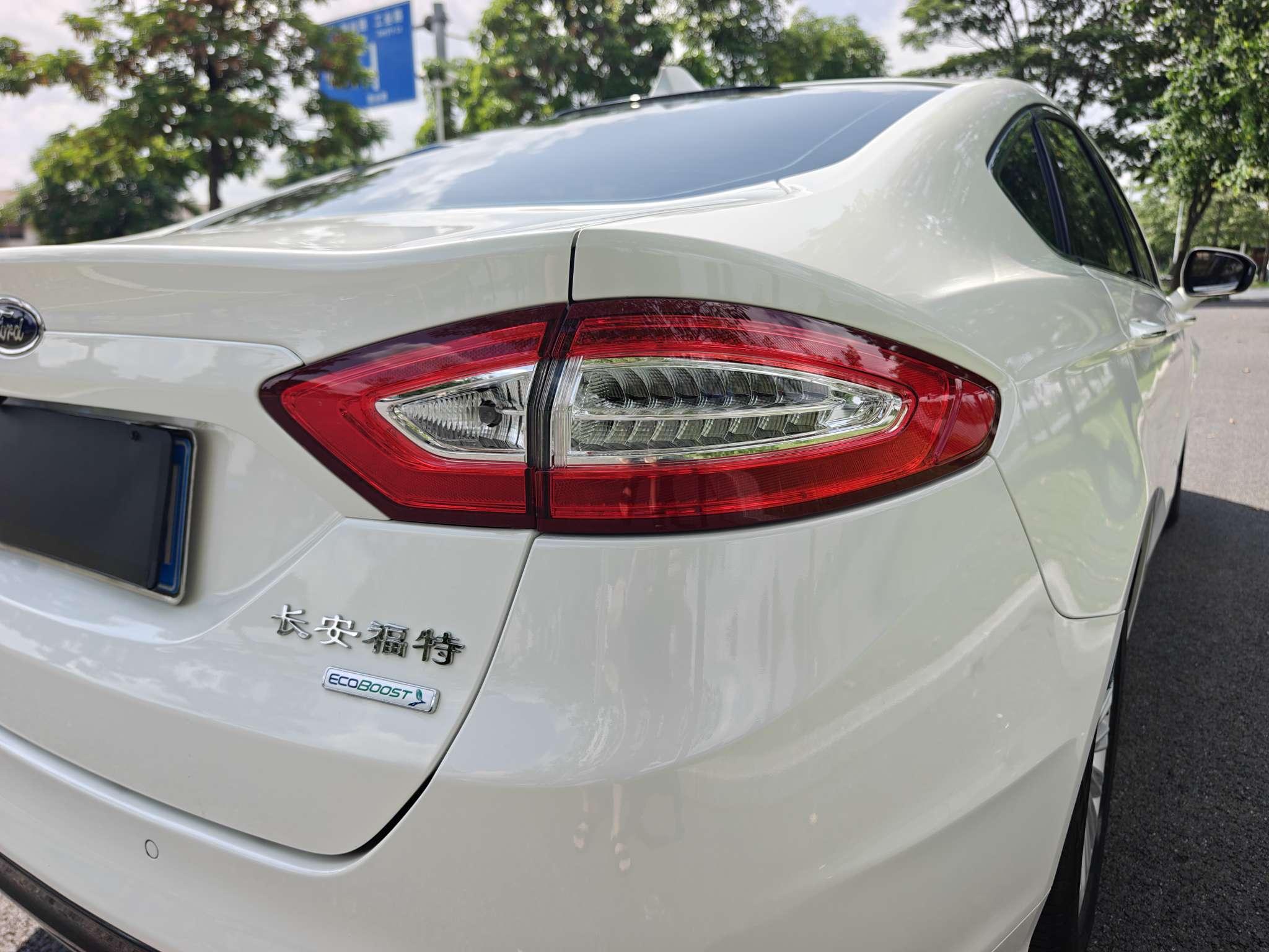 Ford Mondeo 2013 thumb 6
