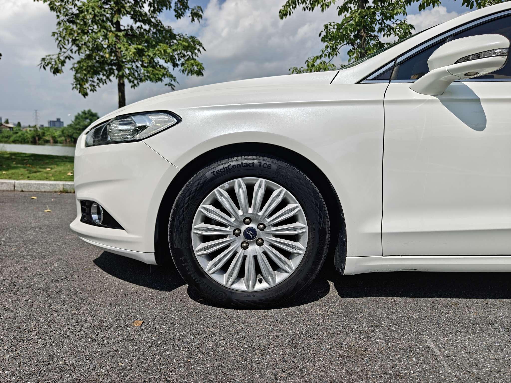 Ford Mondeo 2013 thumb 7
