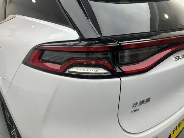 BYD Tang 2021 thumb 11