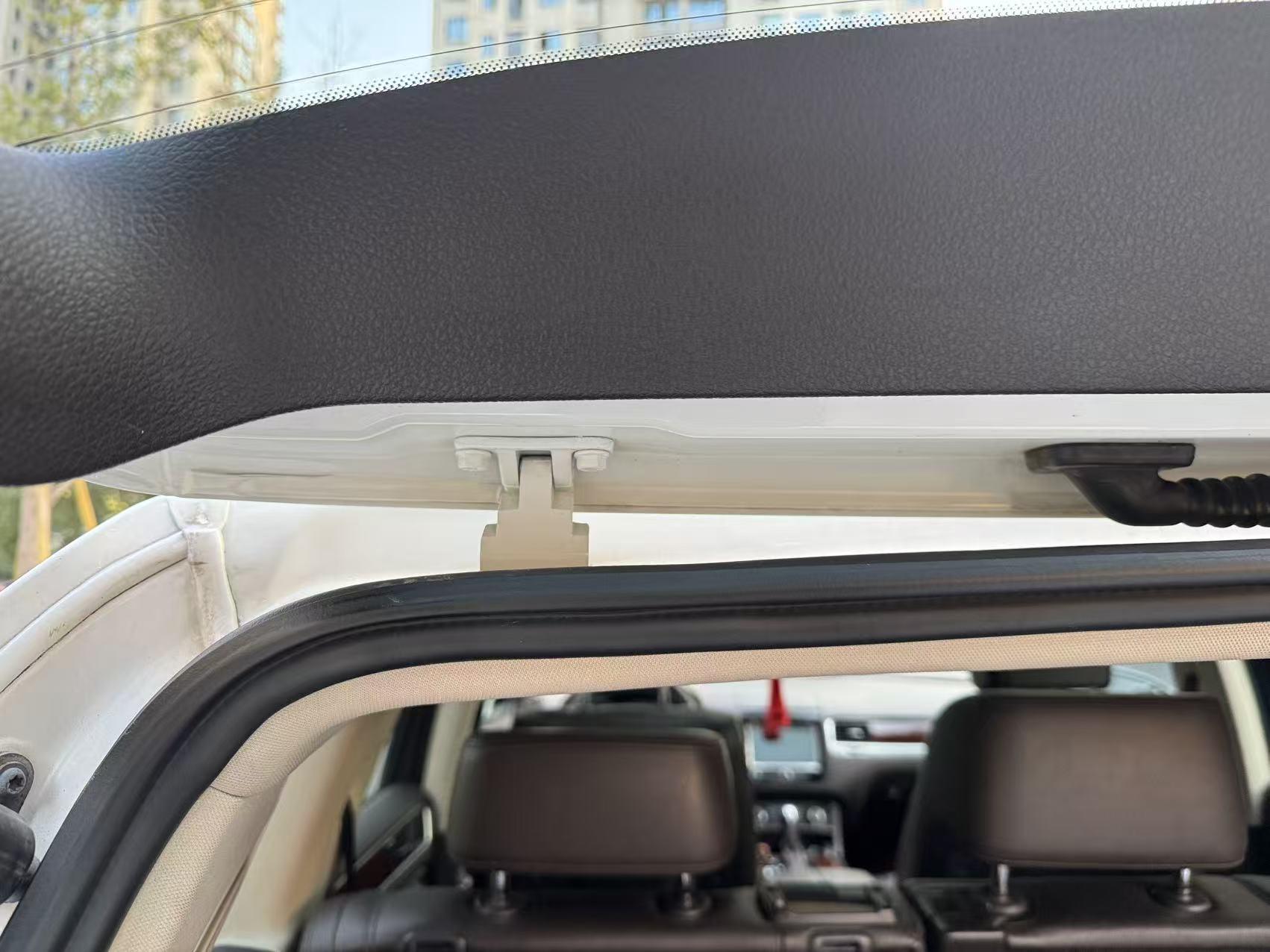 Volkswagen Touareg 2013 thumb 10