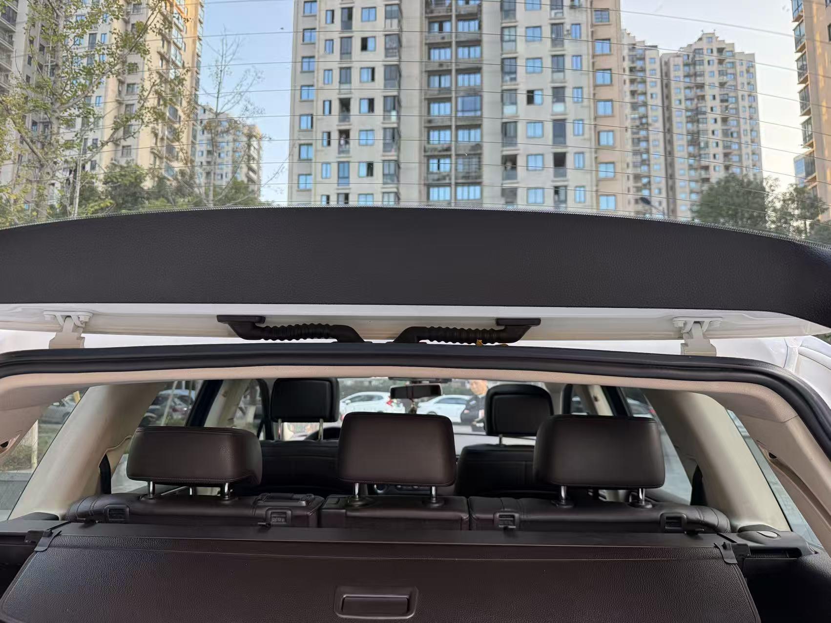 Volkswagen Touareg 2013 thumb 12