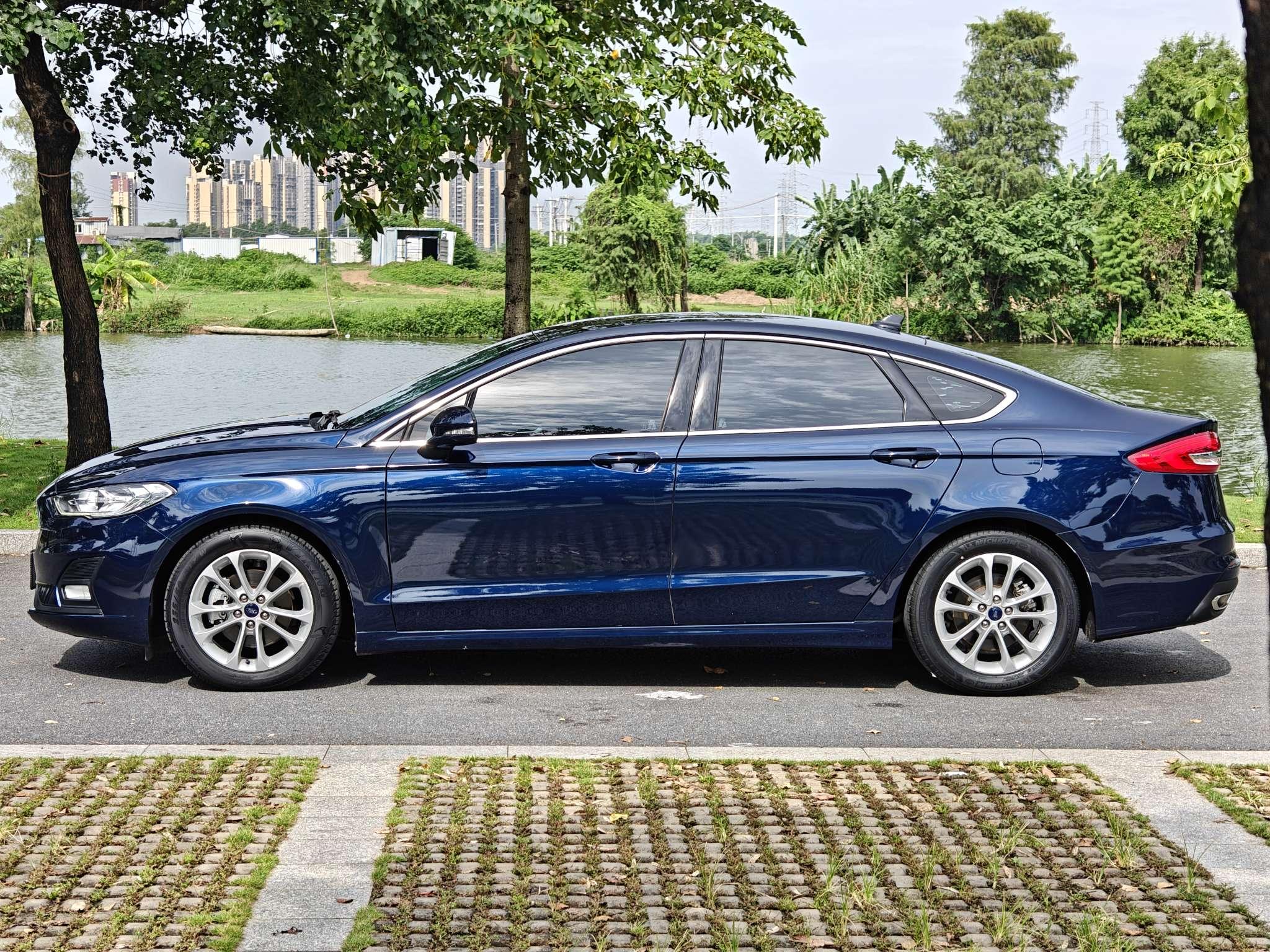 Ford Mondeo 2020 thumb 2