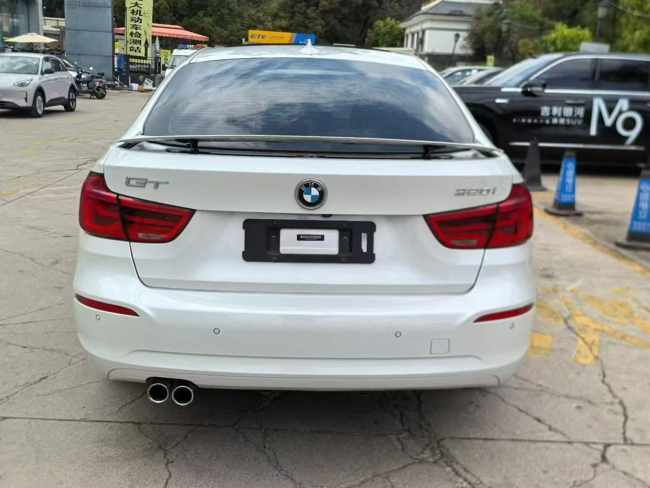BMW 3 серии 2019 thumb 3