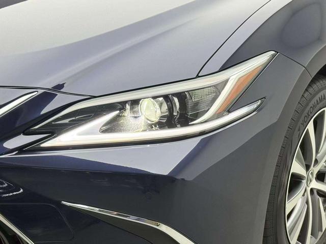 Lexus ES 2020 thumb 3
