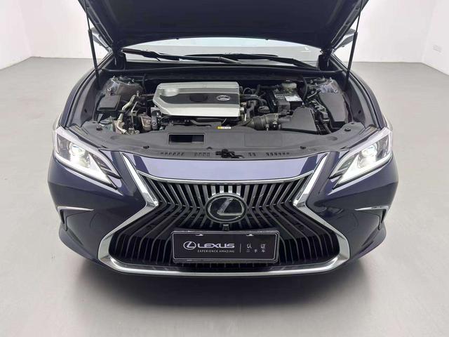 Lexus ES 2020 thumb 6