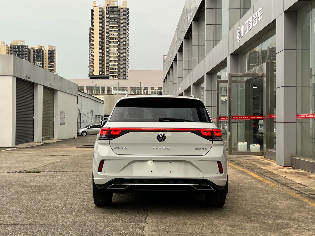 Volkswagen T-Roc 2024 thumb 3