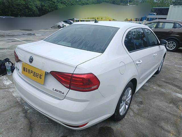 Volkswagen Lavida XR 2017 thumb 2