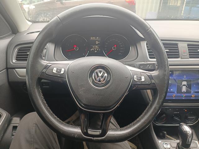 Volkswagen Lavida XR 2017 thumb 7