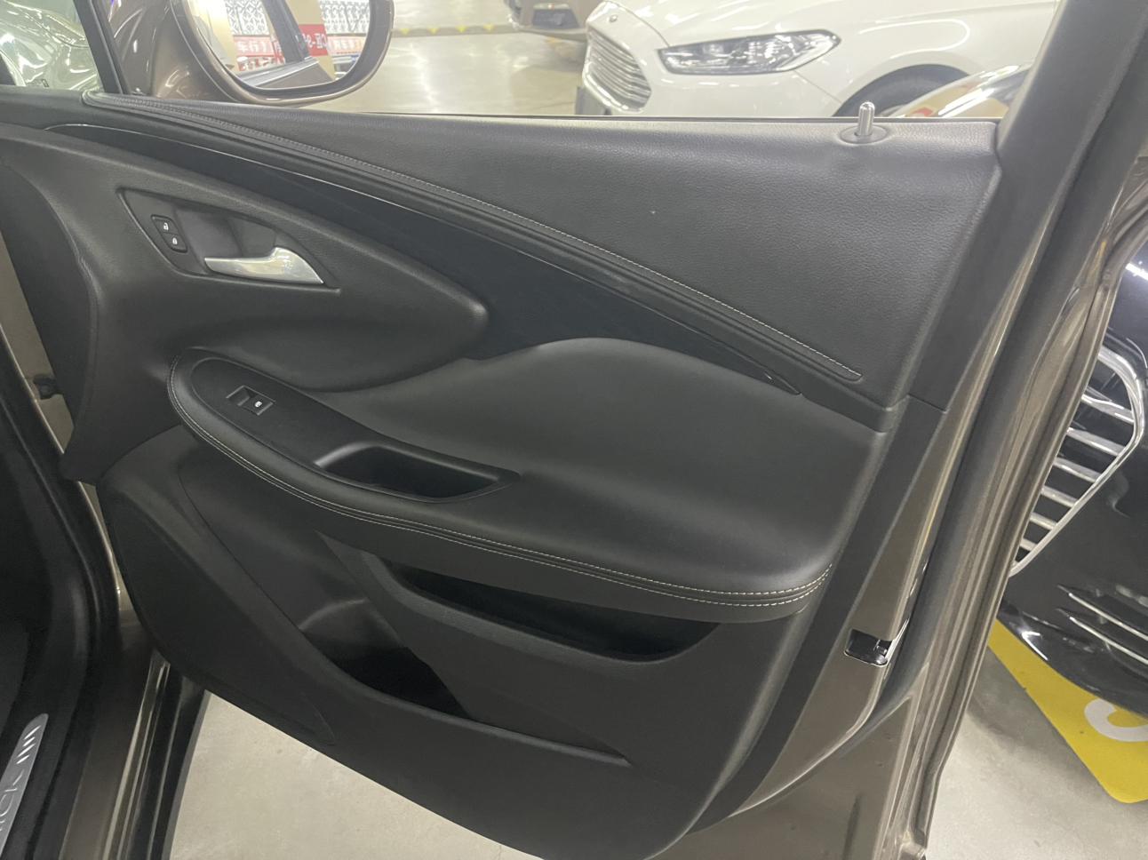 Buick Envision 2016 thumb 11