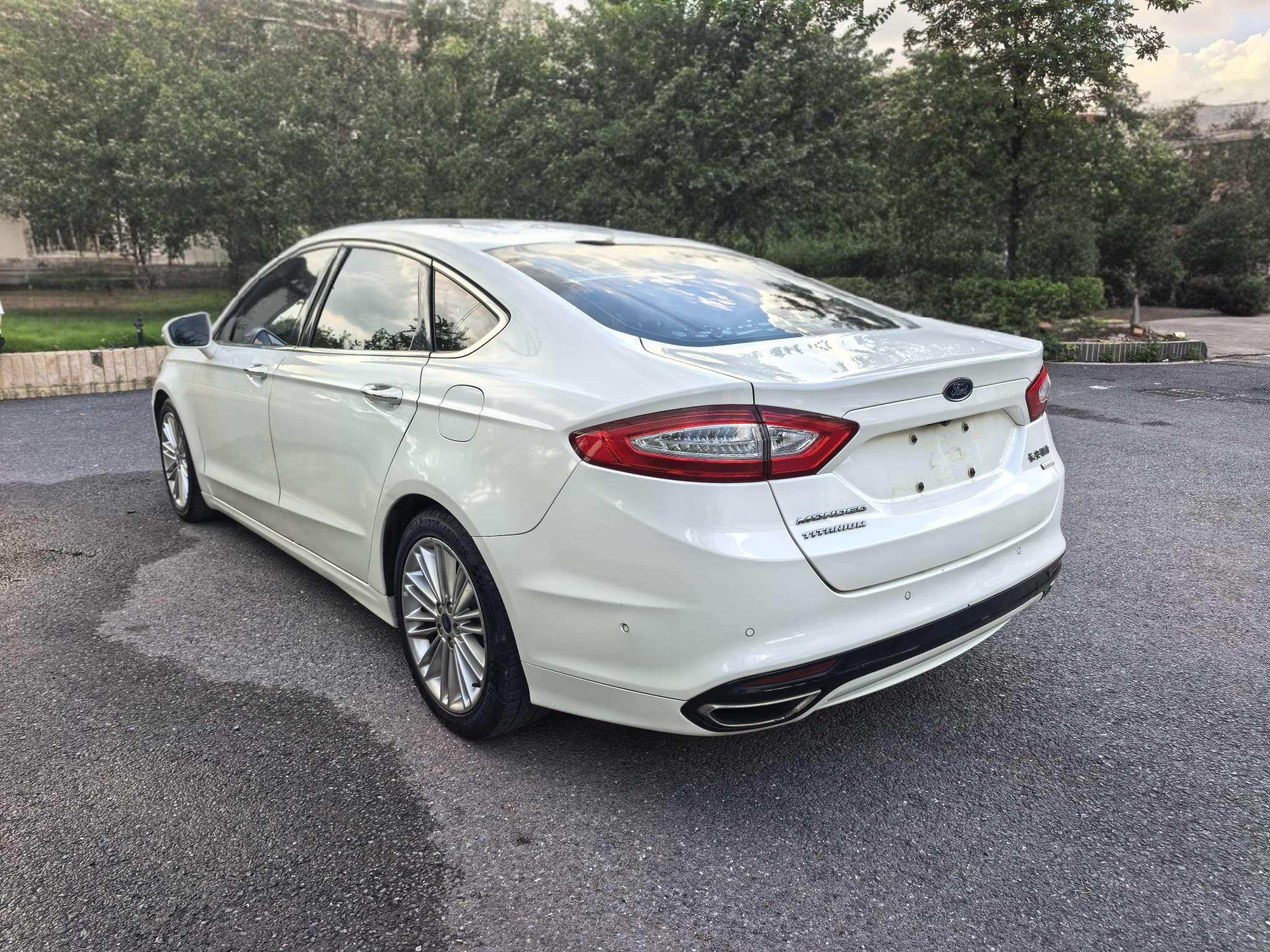 Ford Mondeo 2013 thumb 2