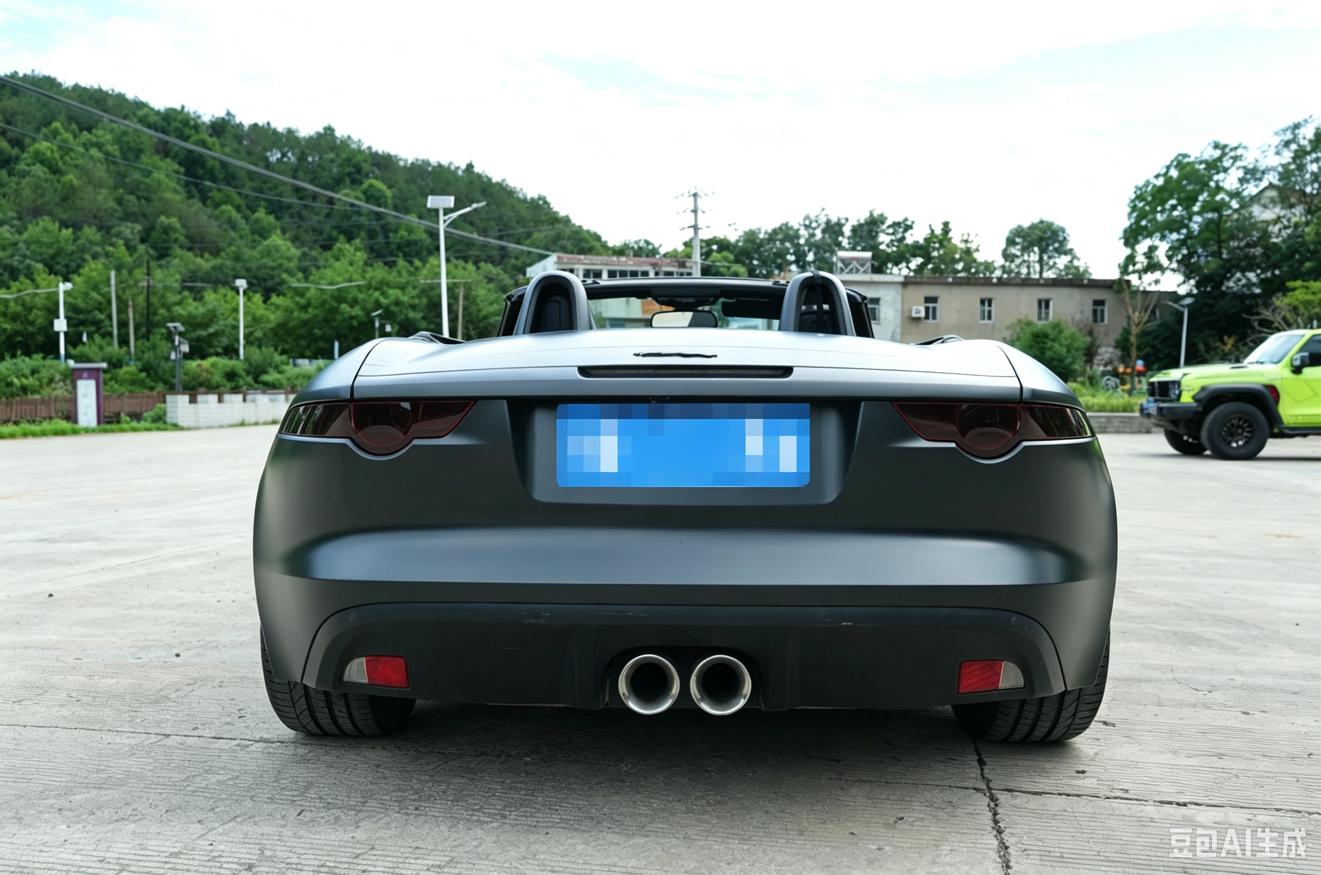 Jaguar F-Type 2013 thumb 4