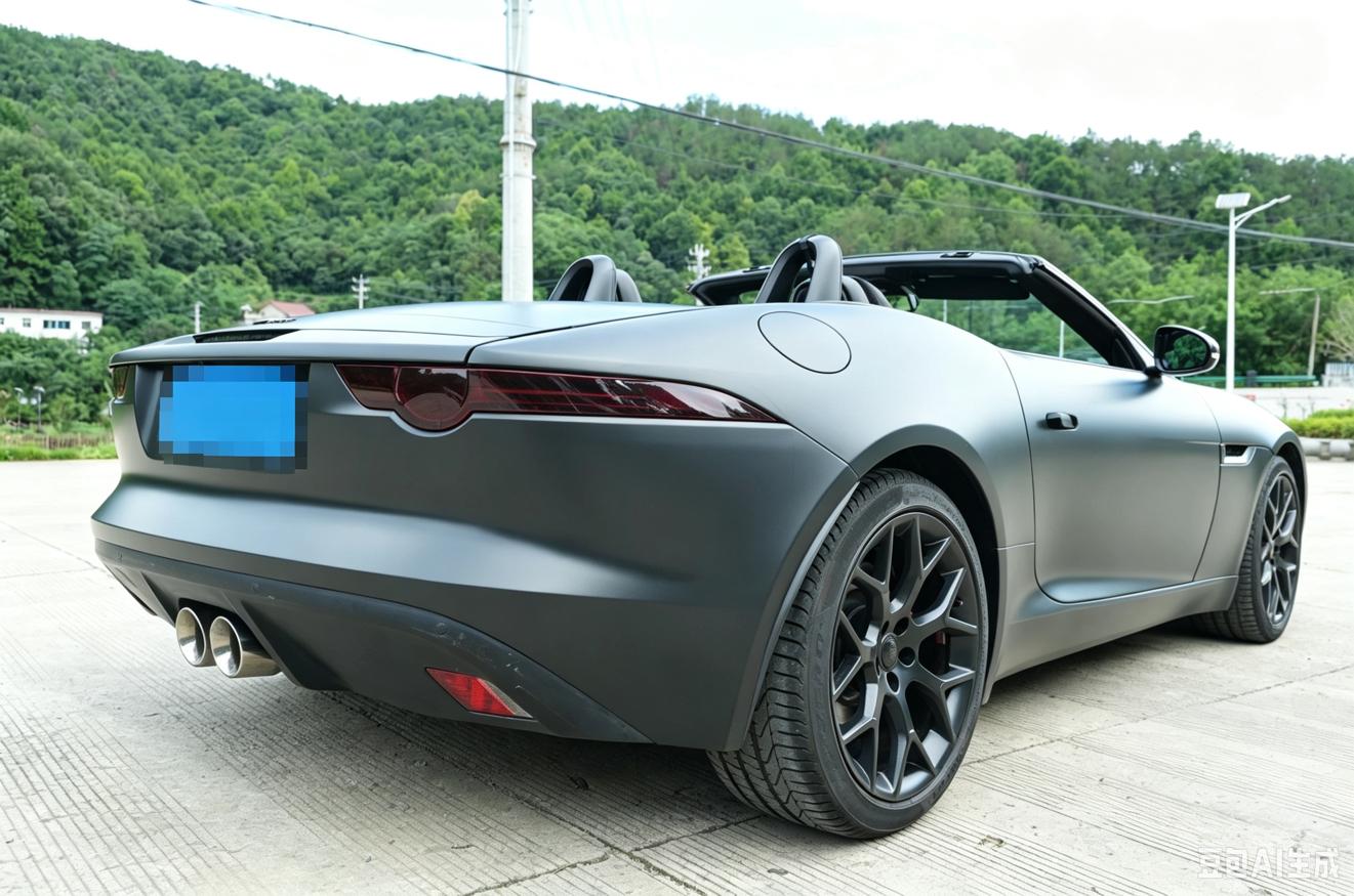 Jaguar F-Type 2013 thumb 5