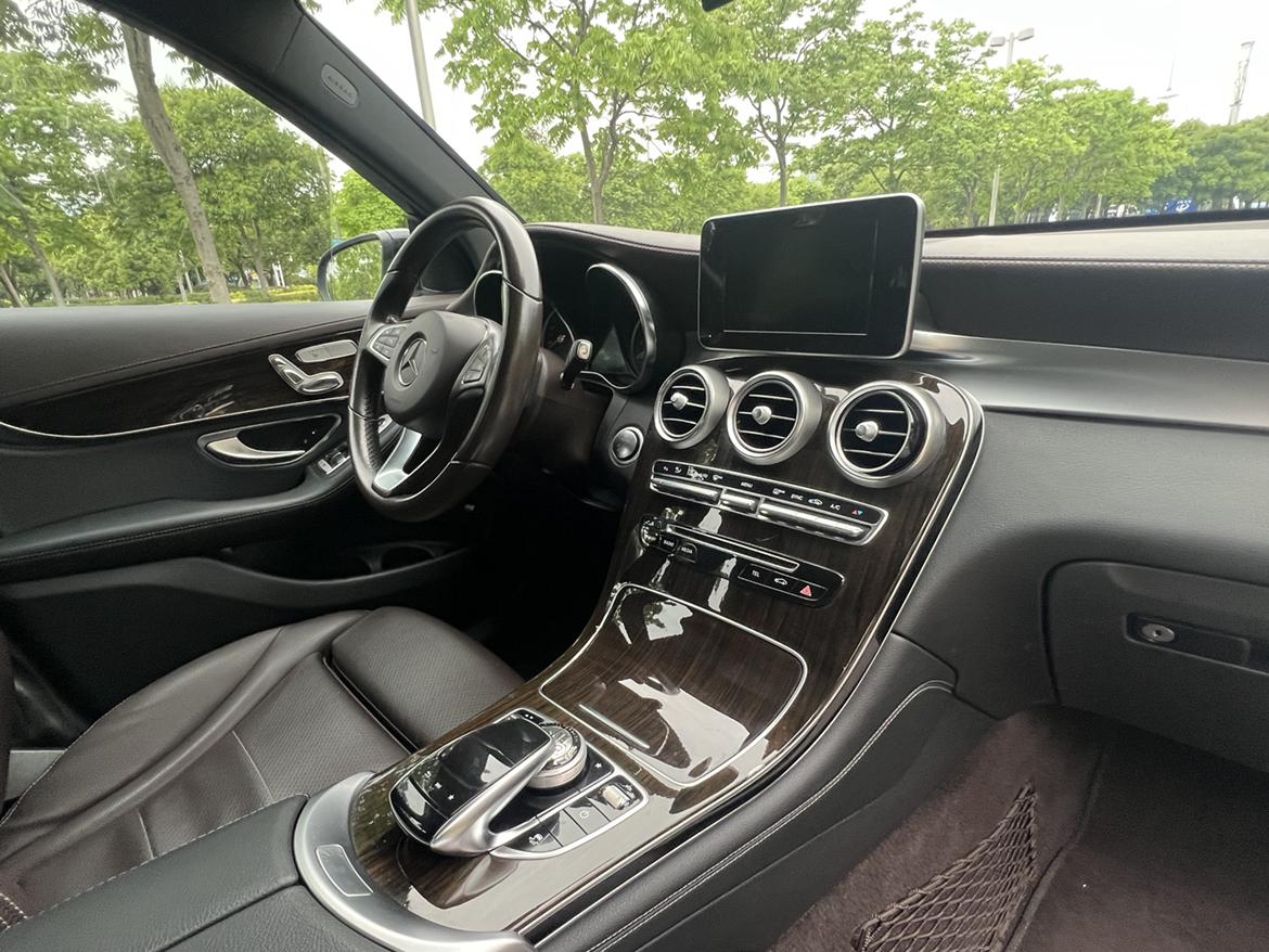 Mercedes-Benz GLC 2017 thumb 7
