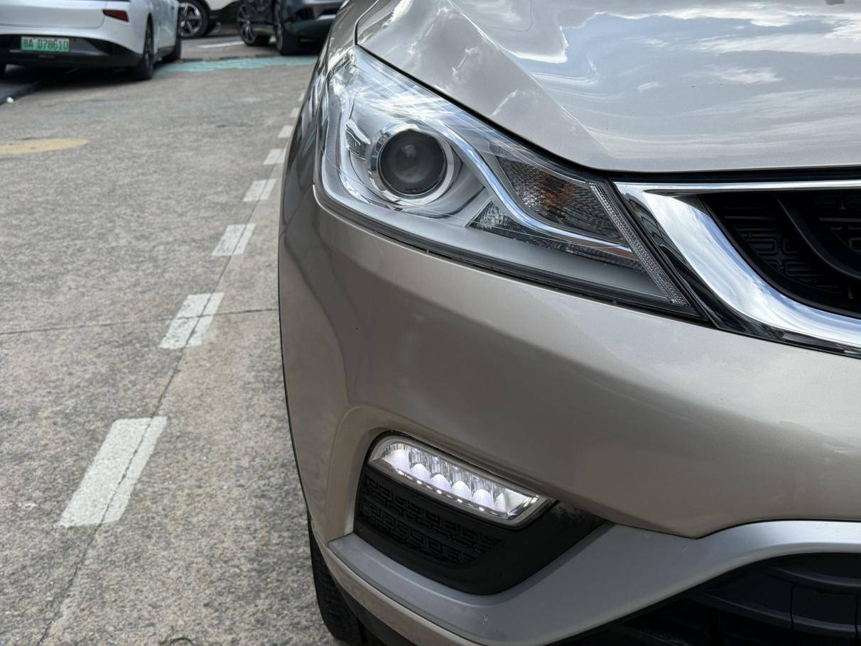 Geely GS 2018 thumb 6