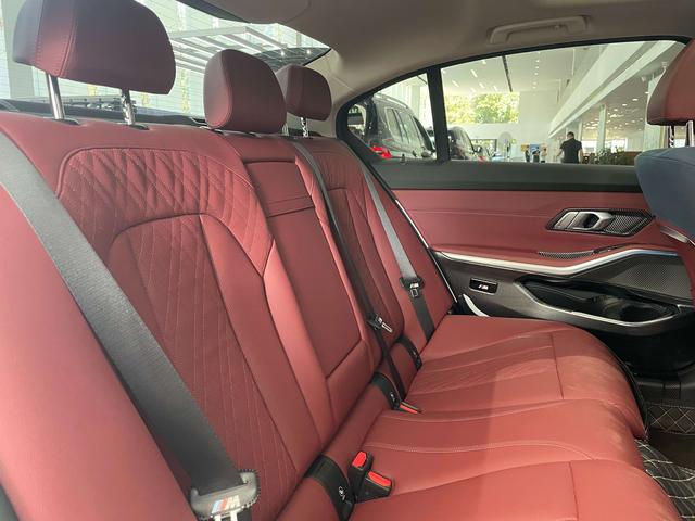 BMW i3 2023 thumb 12