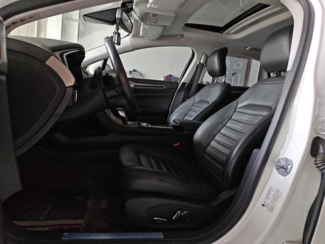 Ford Mondeo 2013 thumb 8