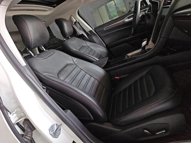 Ford Mondeo 2013 thumb 9