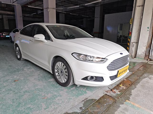 Ford Mondeo 2013 thumb 12