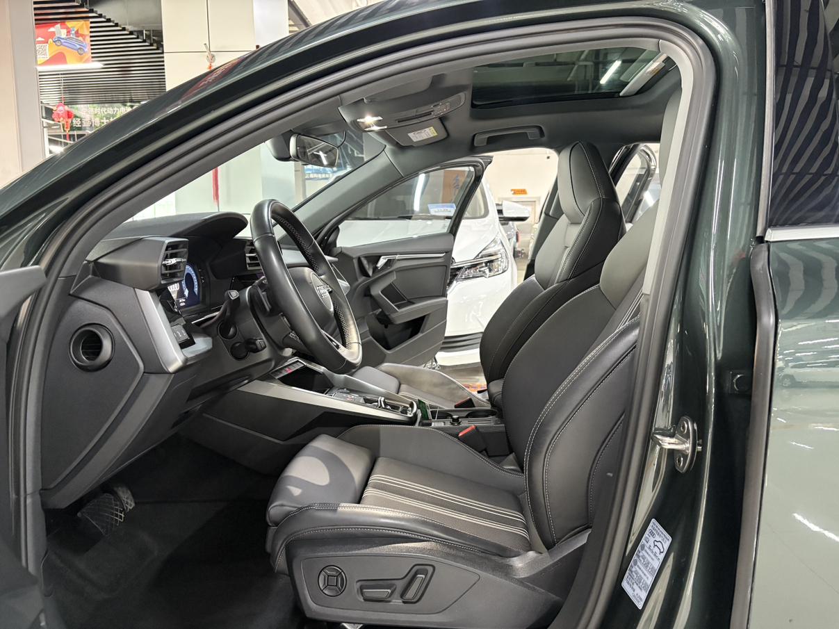 Audi A3 2023 thumb 7