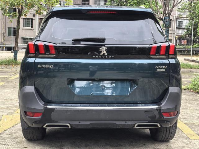 Peugeot 5008 2017 thumb 3