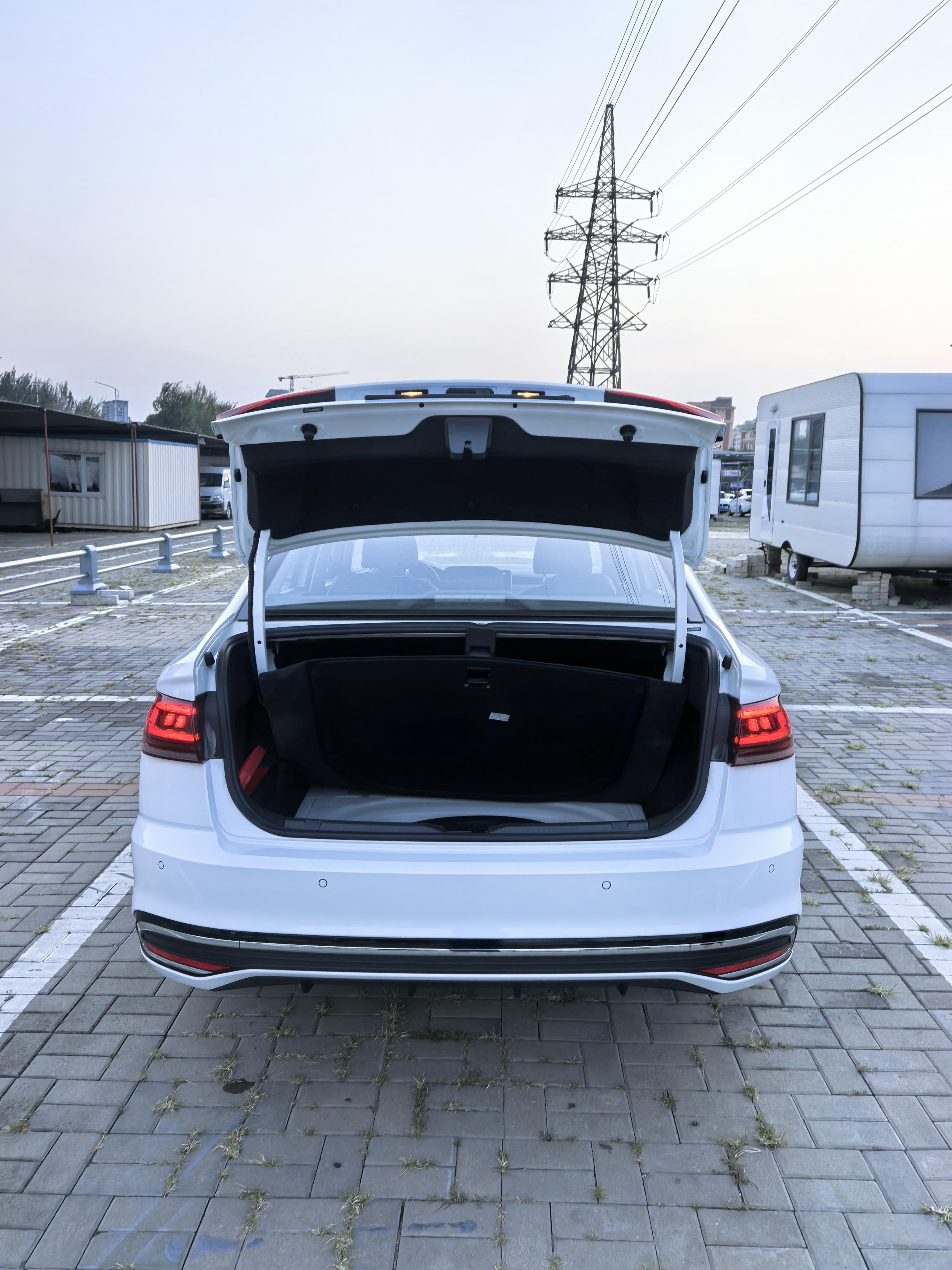 Volkswagen Bora 2023 thumb 6