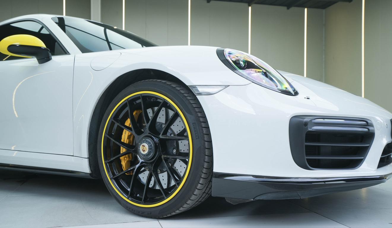 Porsche 911 2016 thumb 8