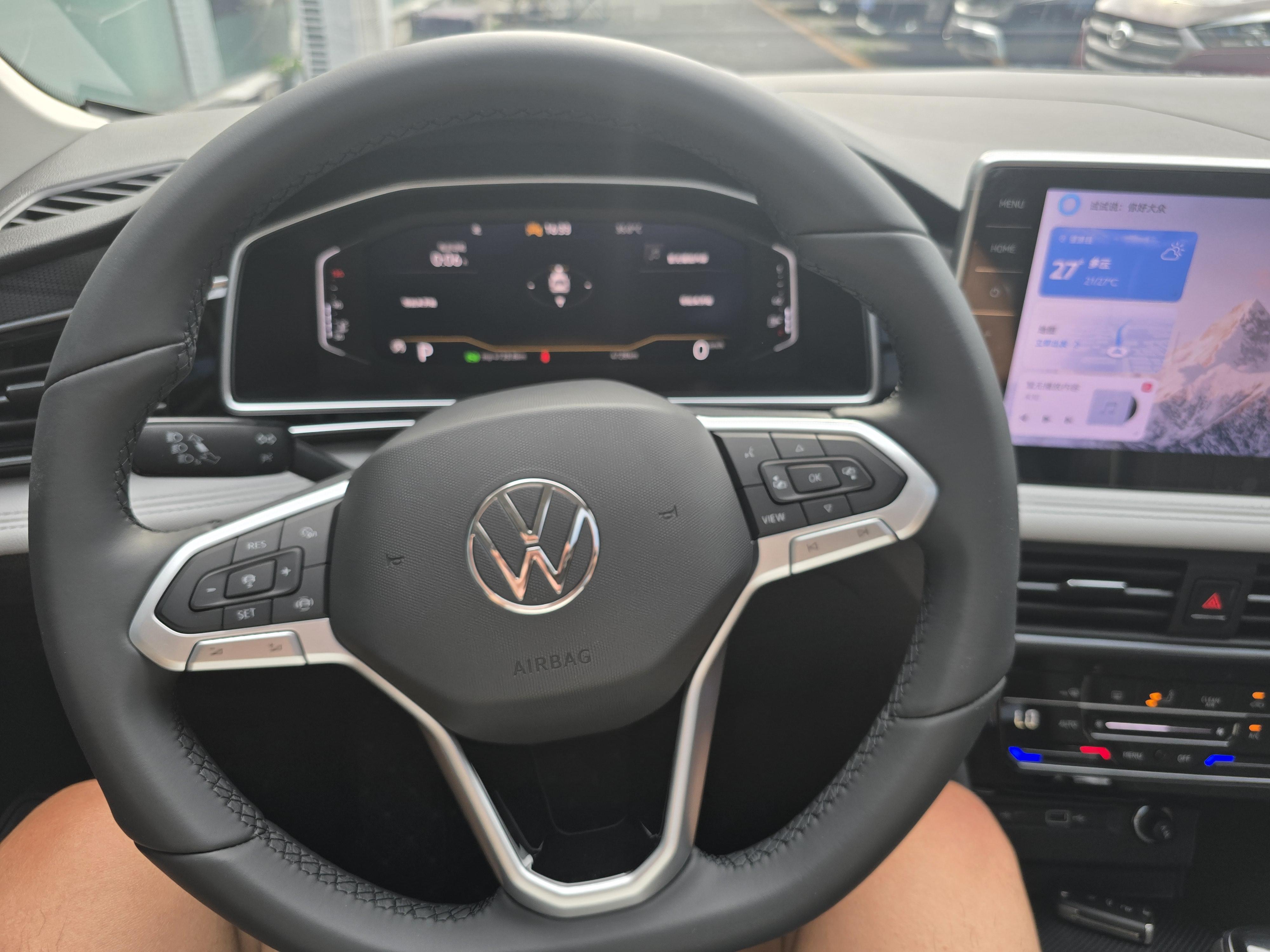 Volkswagen Tiguan 2024 thumb 10