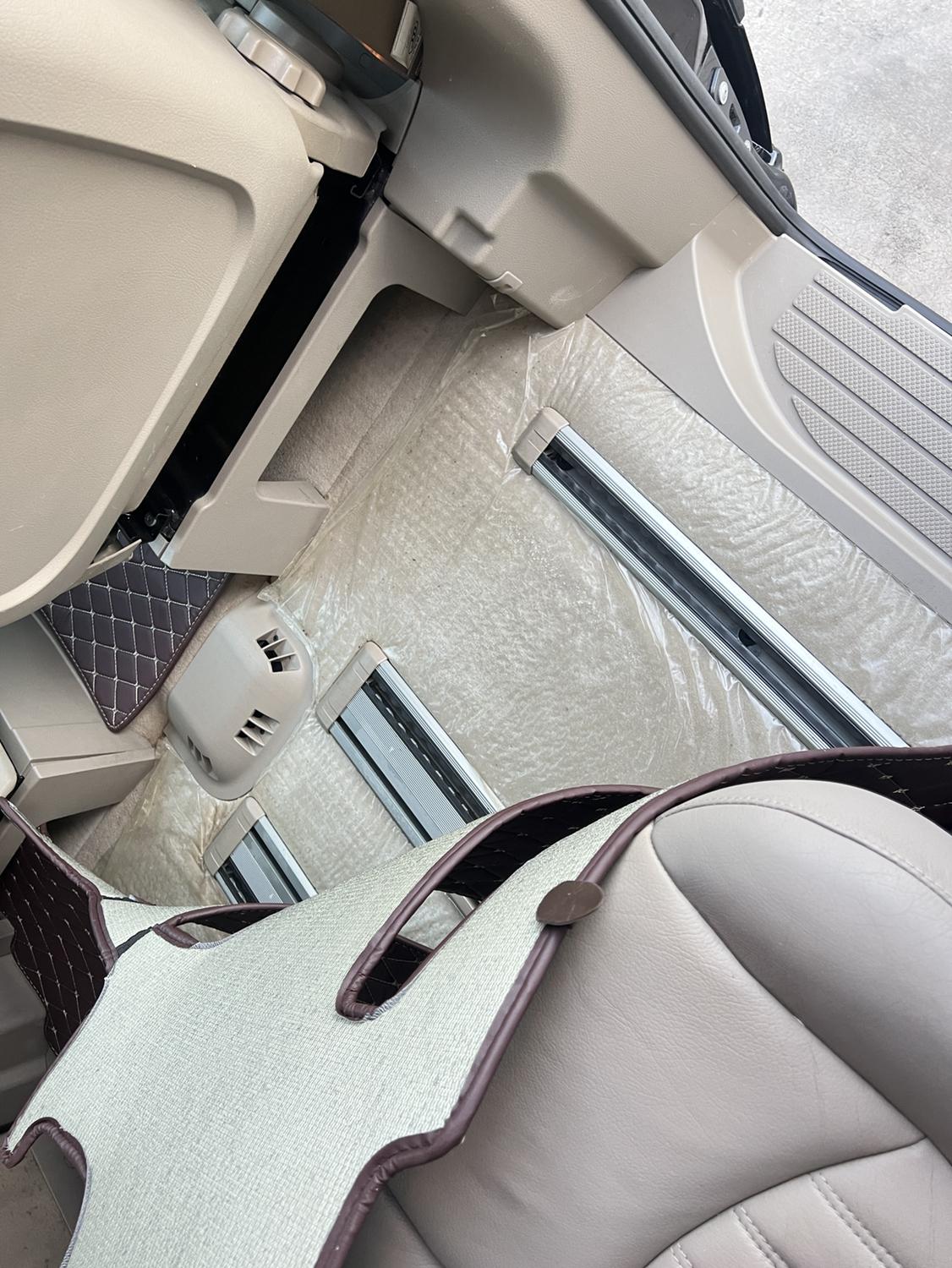 Mercedes-Benz Wei Ya Nuo 2013 thumb 7