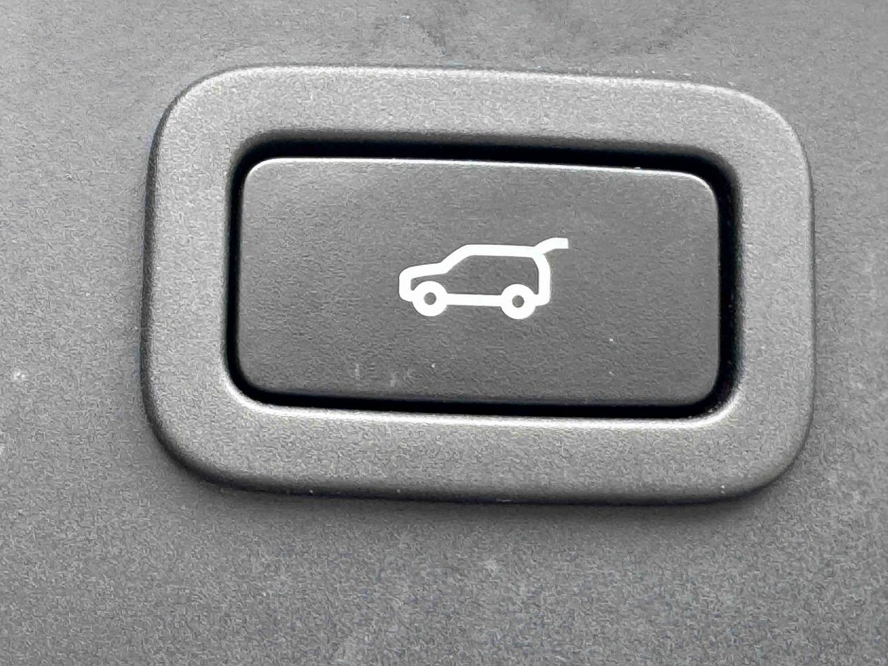 Land Rover Range Rover Evoque 2023 thumb 6