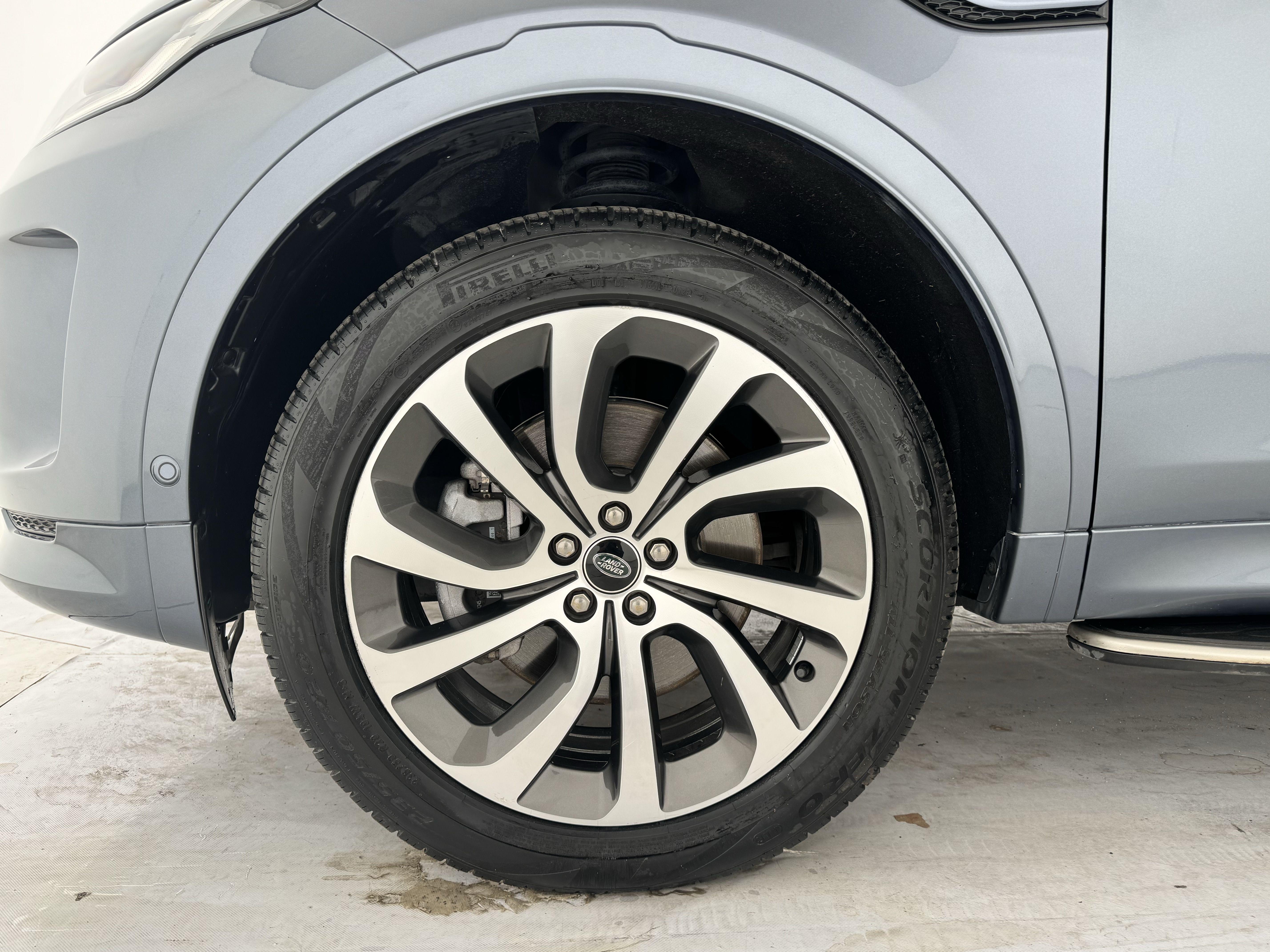 Land Rover Discovery Sport 2022 thumb 6