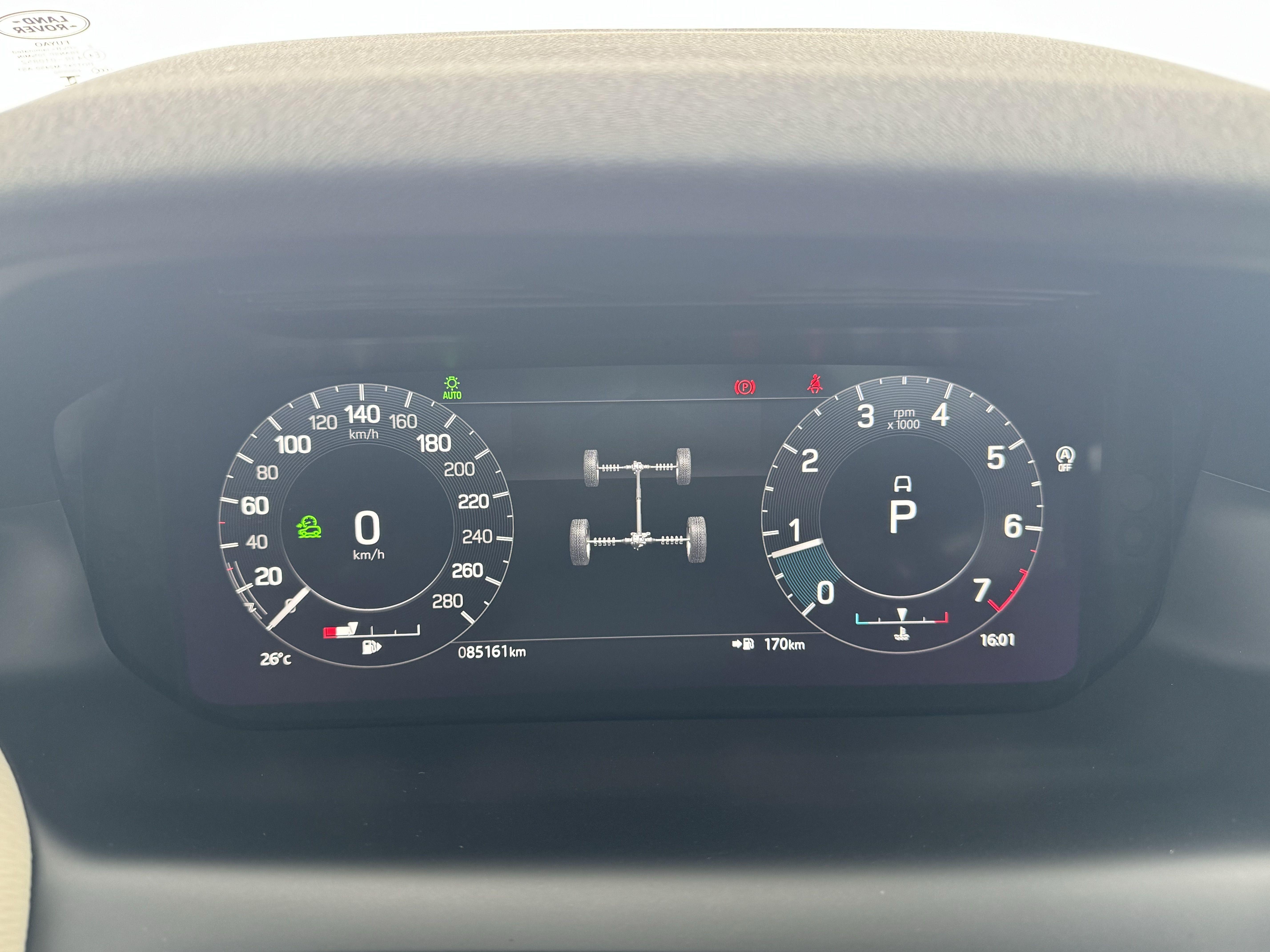 Land Rover Discovery Sport 2022 thumb 8