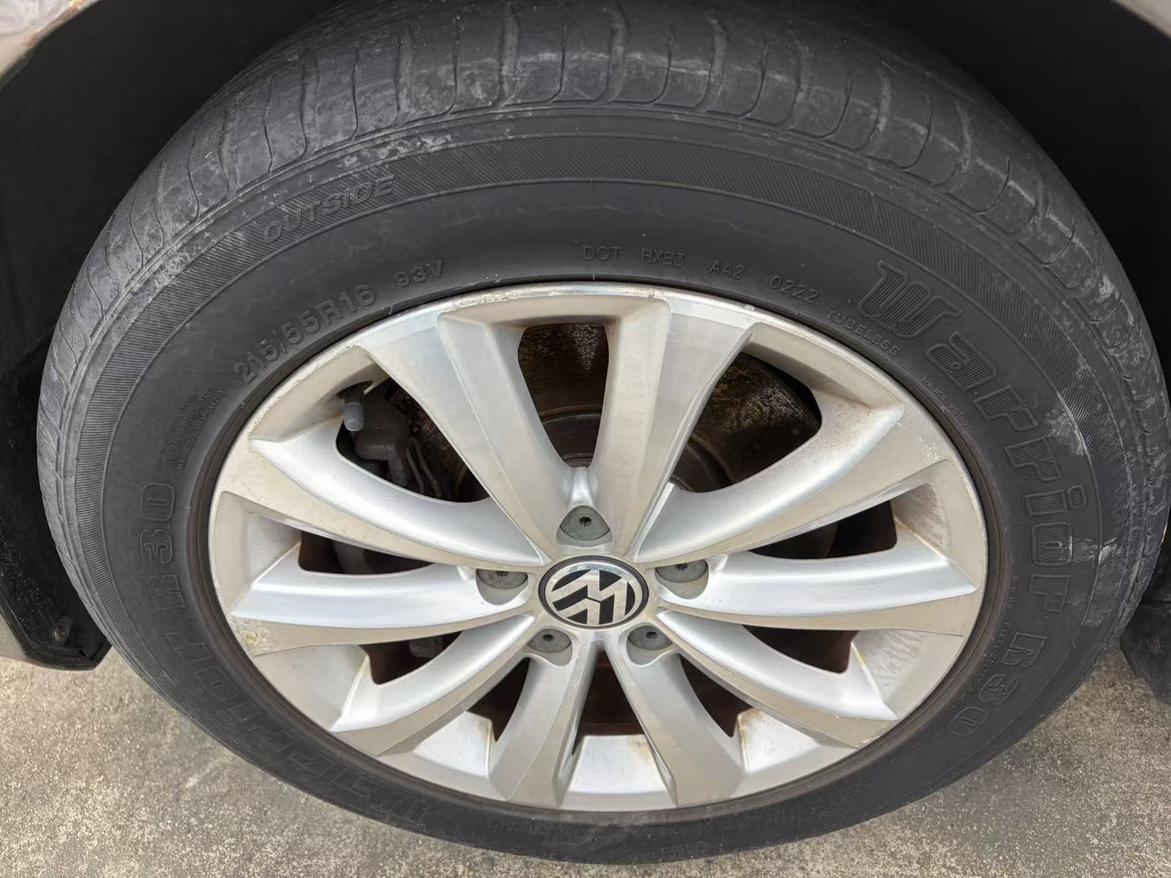 Volkswagen Magotan 2013 thumb 6