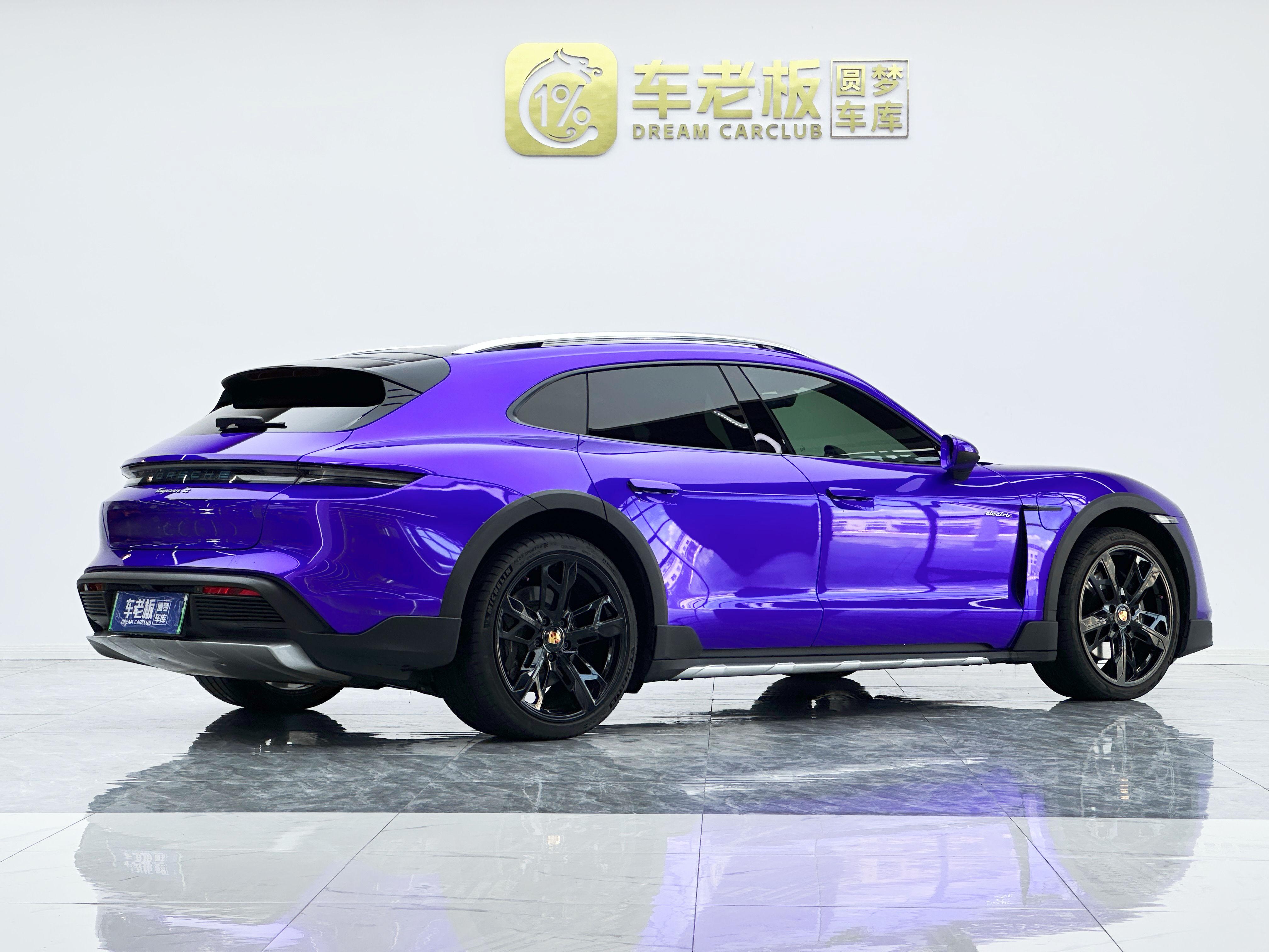 Porsche Taycan 2022 thumb 4