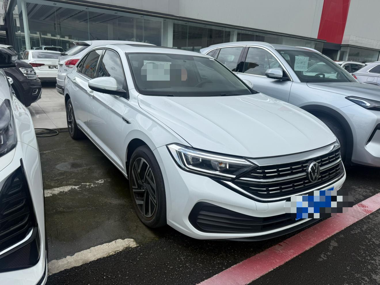 Volkswagen Sagitar 2023 thumb 11