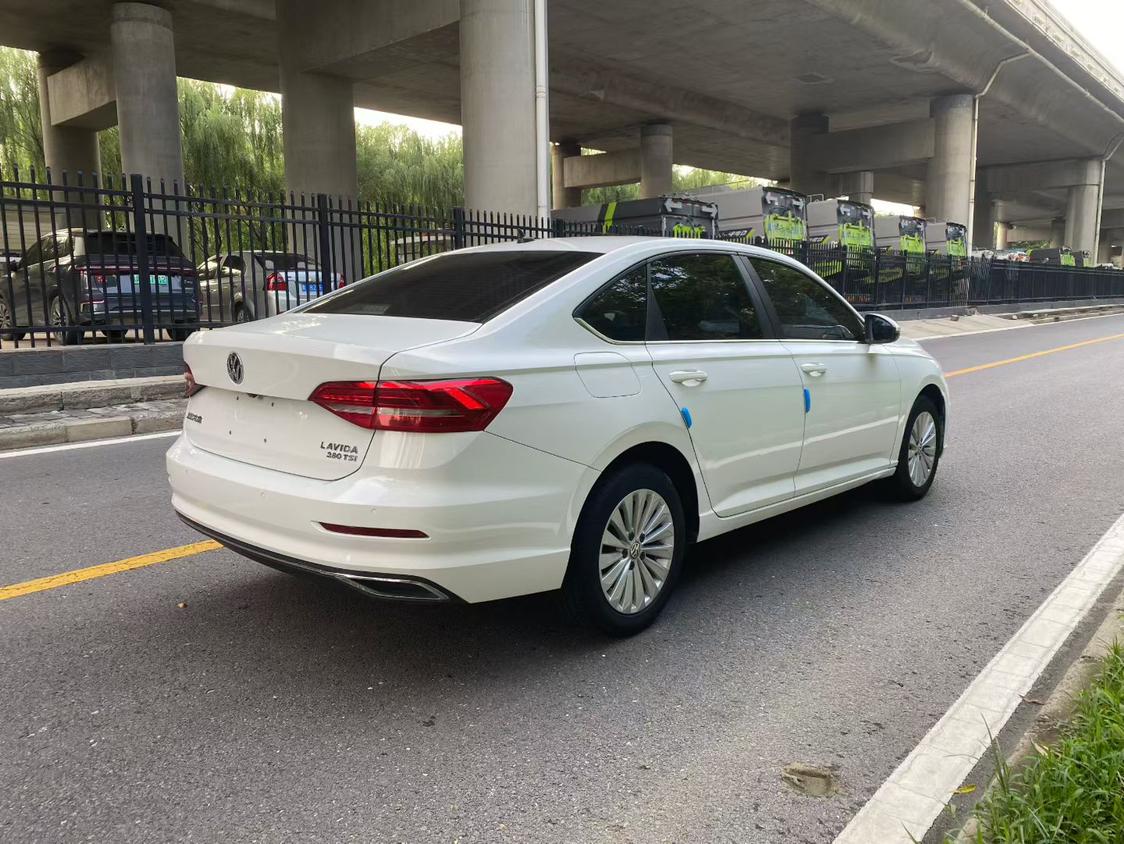Volkswagen Lavida XR 2019 thumb 4