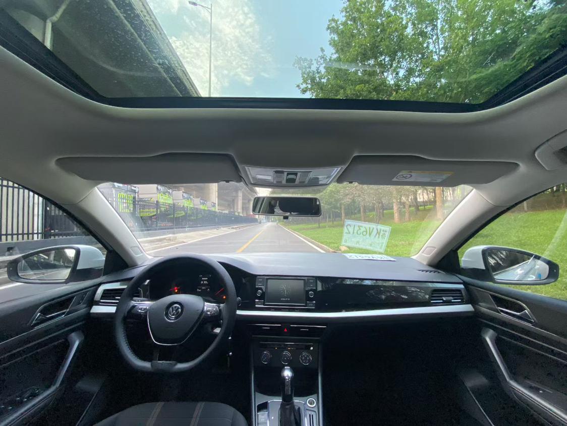 Volkswagen Lavida XR 2019 thumb 5