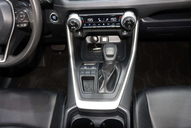 Toyota RAV4 2020 thumb 8