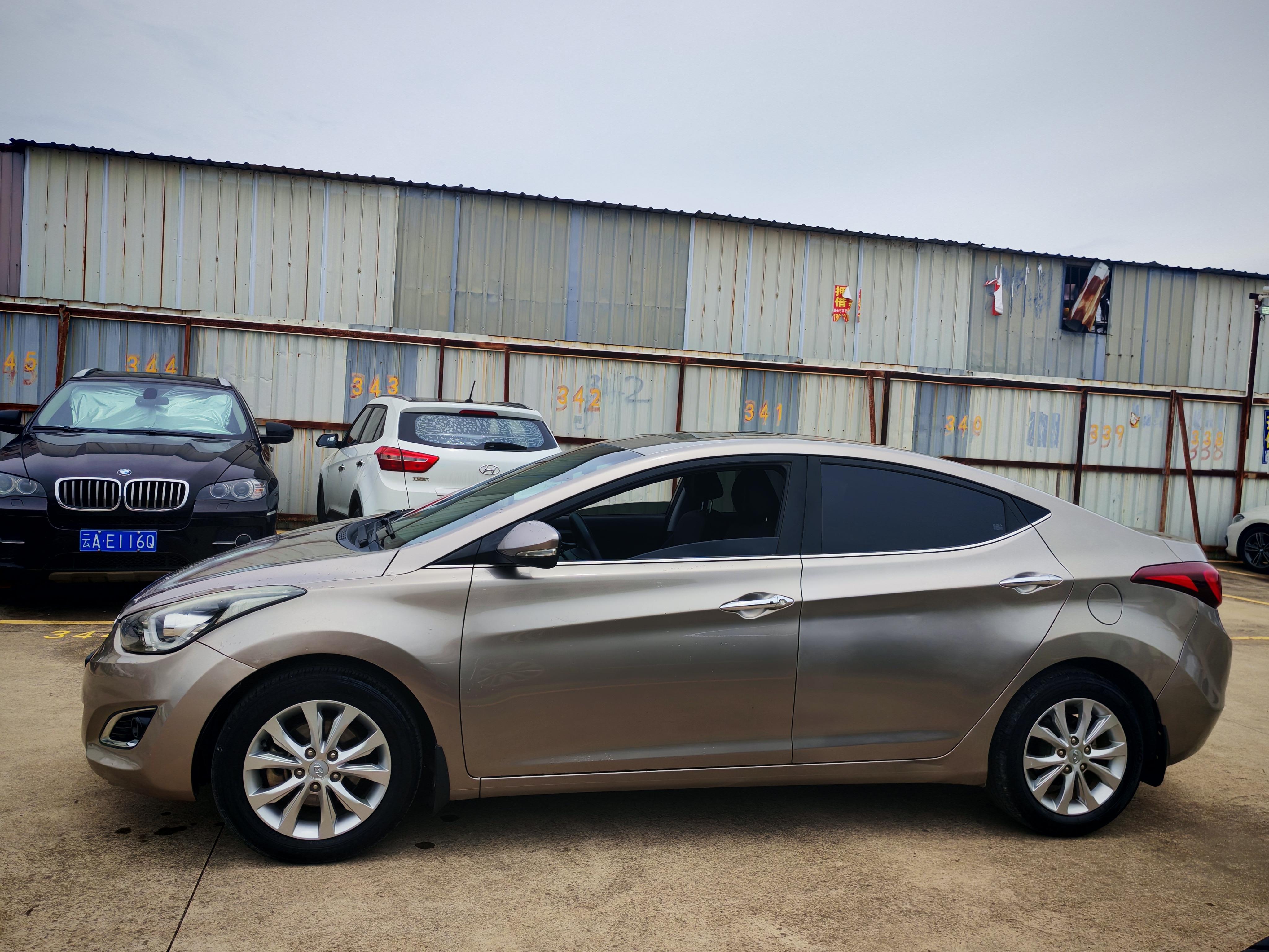 Hyundai Elantra 2016 thumb 2