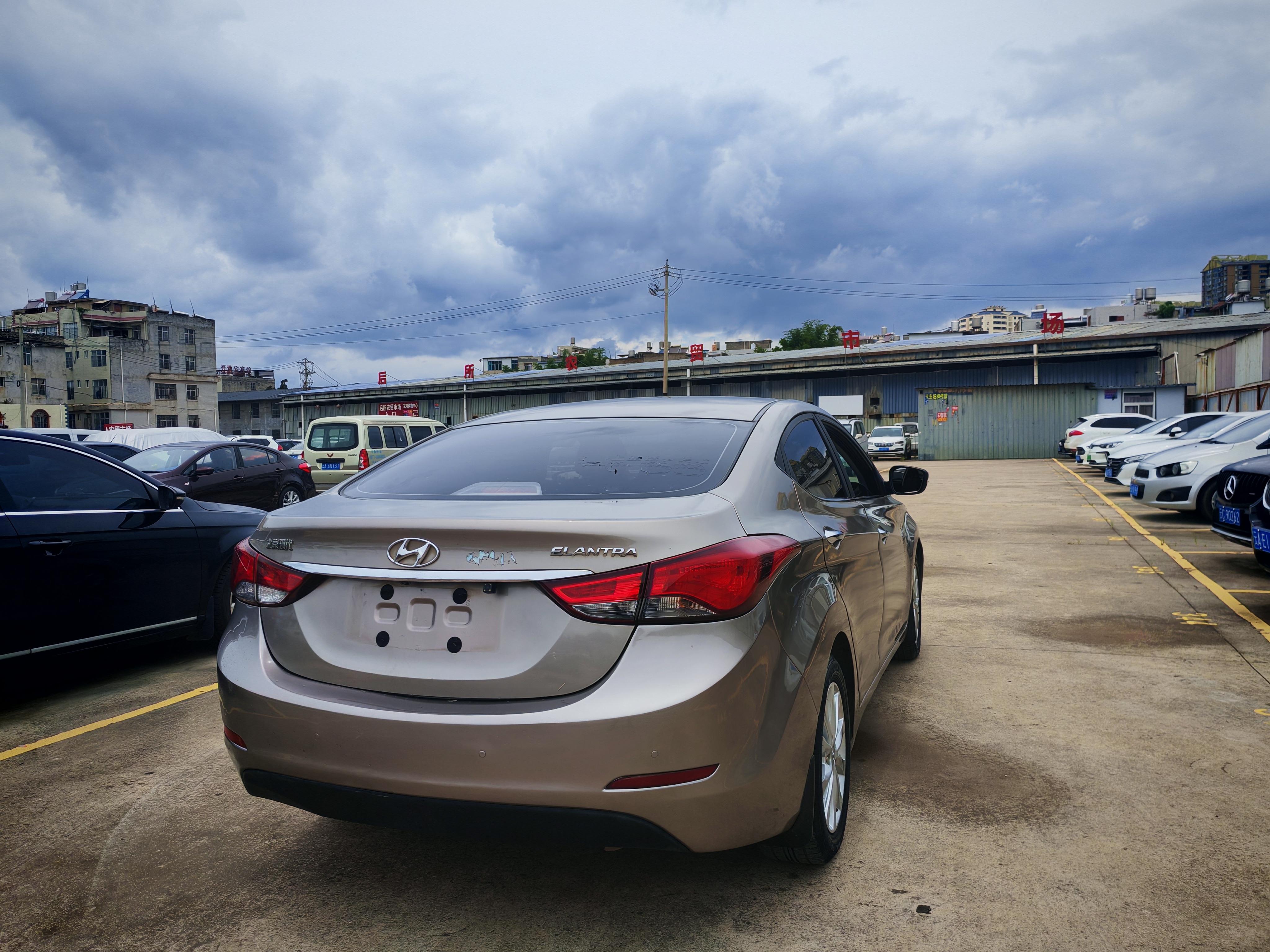 Hyundai Elantra 2016 thumb 4